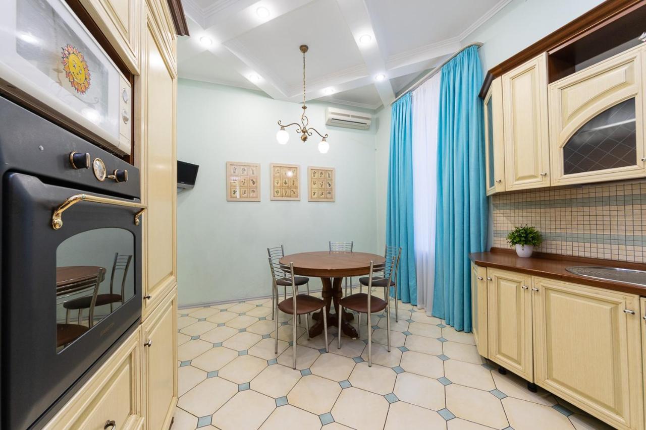Apartament On Independence Square Киев Экстерьер фото