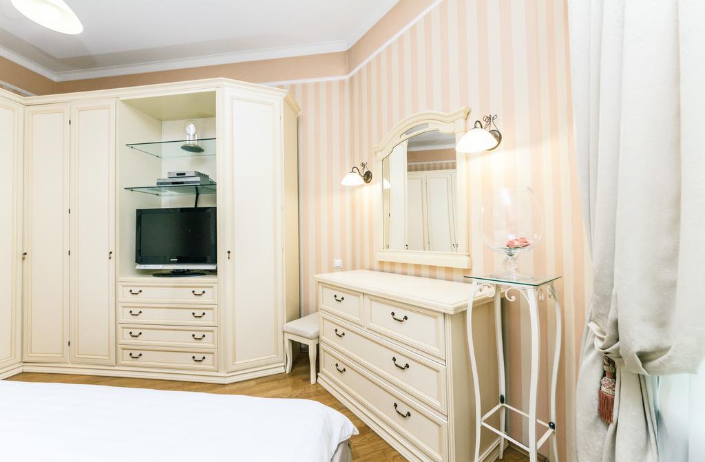 Apartament On Independence Square Киев Экстерьер фото