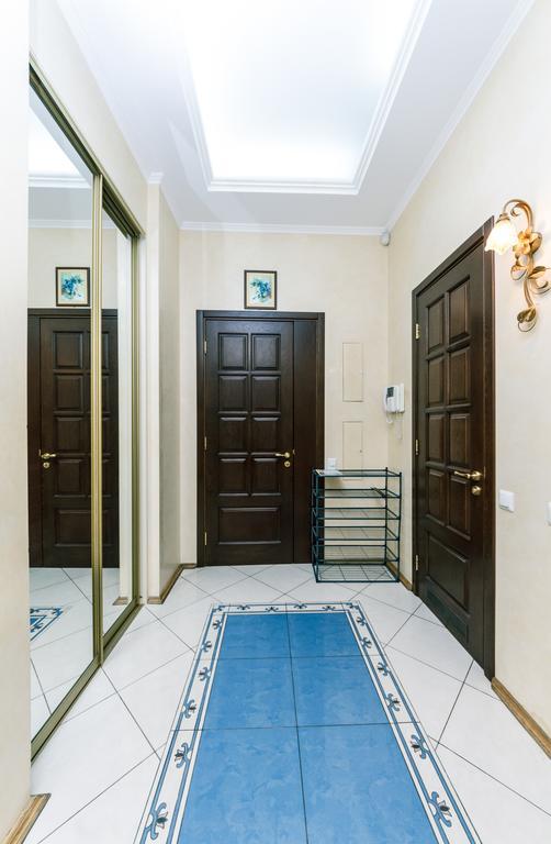 Apartament On Independence Square Киев Экстерьер фото