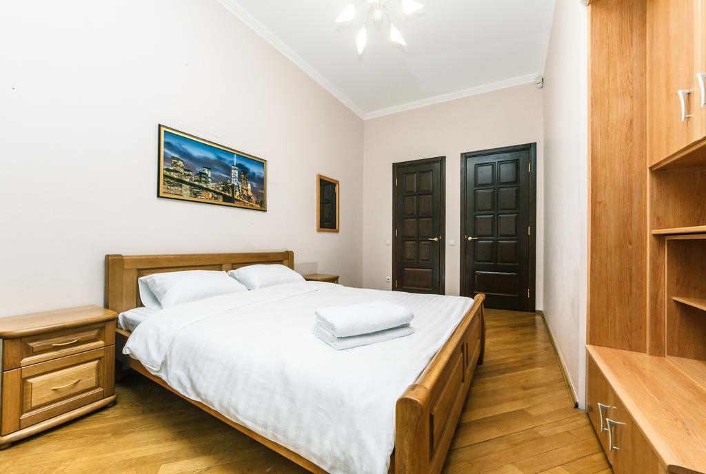 Apartament On Independence Square Киев Экстерьер фото