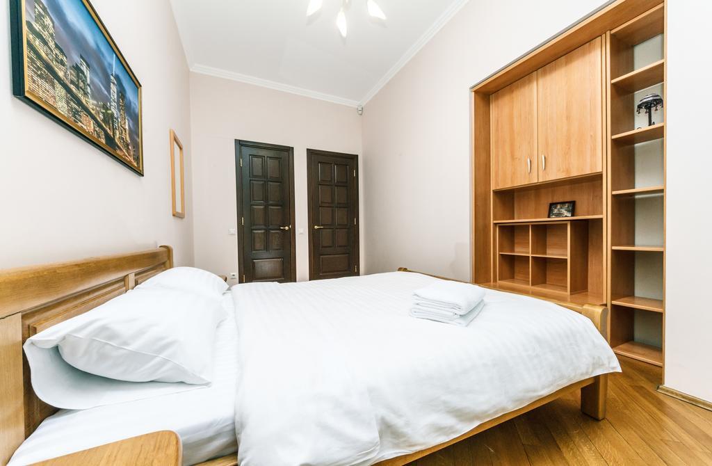 Apartament On Independence Square Киев Экстерьер фото